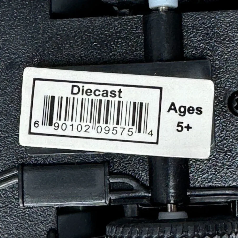 Kinsmart 2005 Hummer H2 SUT Black - 5097D - 1/40 scale Diecast Model Toy Car Tru